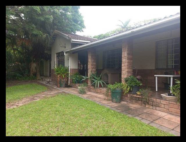 4 BEDROOM HOUSE FOR SALE IN MEER EN SEE